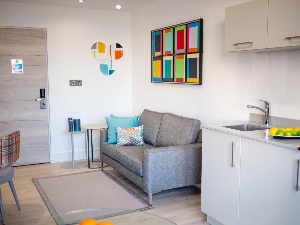 Q Square By Supercity Aparthotels Brighton Ngoại thất bức ảnh