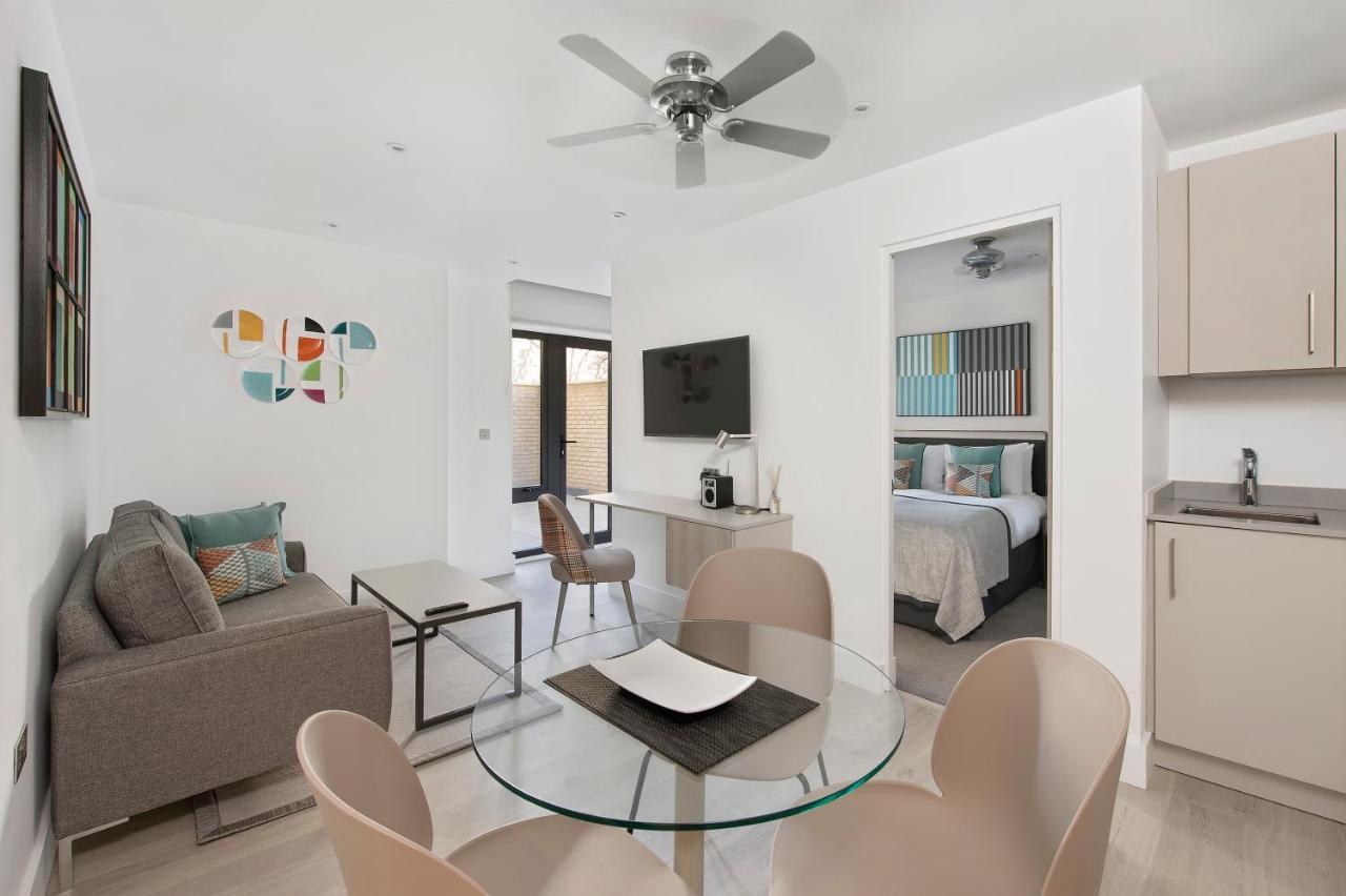 Q Square By Supercity Aparthotels Brighton Ngoại thất bức ảnh