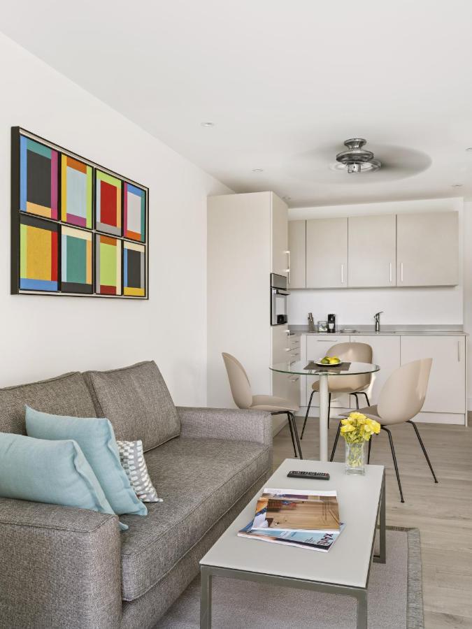 Q Square By Supercity Aparthotels Brighton Ngoại thất bức ảnh